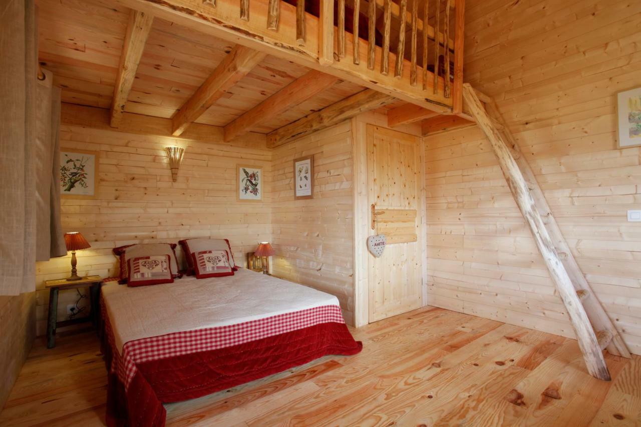 Les Cabanes Des Benauges Arbis エクステリア 写真